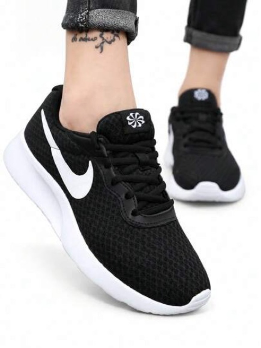 Nike Tanjun Women's Running Shoes 🤍
